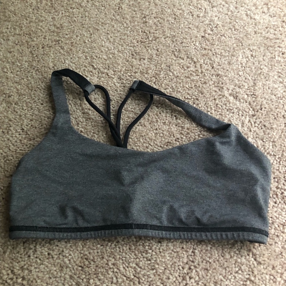 Lululemon free to be bra